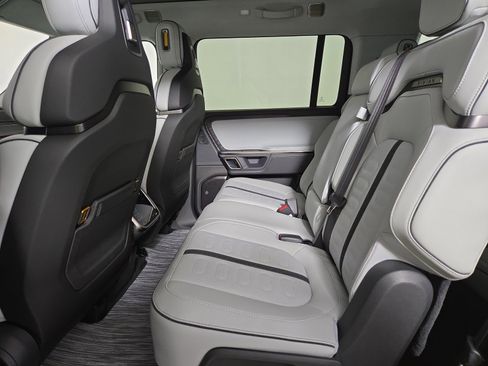 Used 2024 Rivian R1S Adventure AWD/4WD image 19