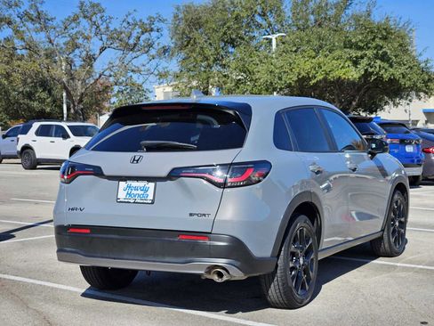 Certified 2024 Honda HR-V Sport image 6