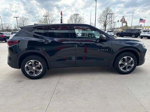 Used 2025 Chevrolet Blazer LT image 5