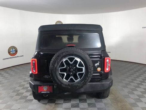 Used 2022 Ford Bronco Outer Banks AWD/4WD image 17