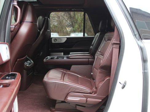 Used 2018 Lincoln Navigator L Black Label w/ Cargo Package image 22