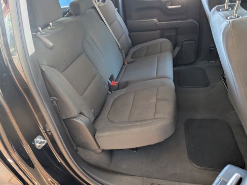 Used 2021 Chevrolet Silverado 1500 Custom image 19