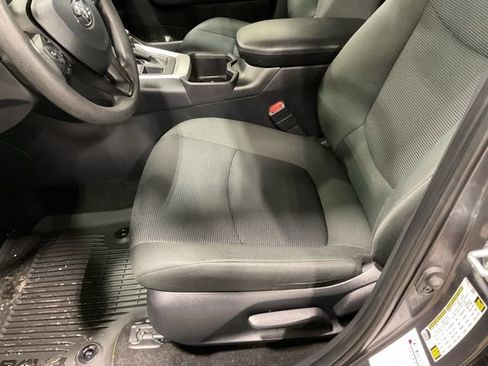 Used 2024 Toyota RAV4 LE image 10