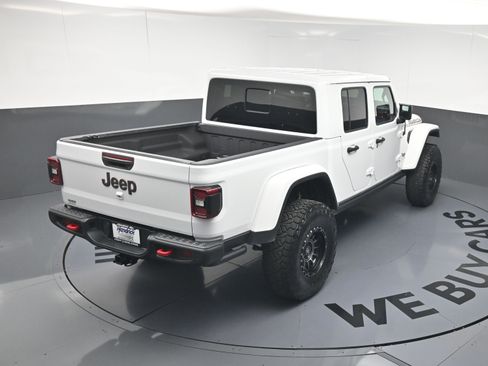 Used 2020 Jeep Gladiator Rubicon AWD/4WD image 34