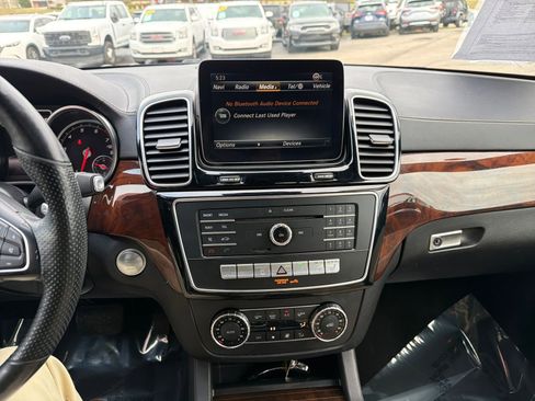 Used 2017 Mercedes-Benz GLS 450 4MATIC w/ Premium Package image 19