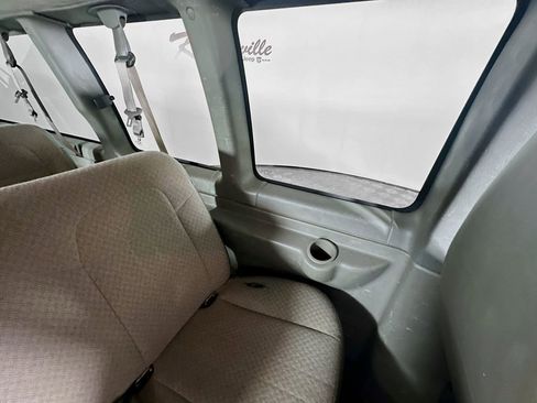 Used 2020 Chevrolet Express 3500 LT w/ LT Preferred Equipment Group image 14