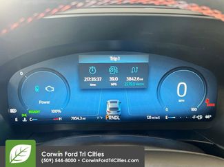 Used 2024 Ford Escape ST-Line Elite w/ Class II Trailer Tow Package video 2