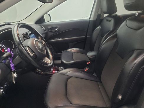 Used 2020 Jeep Compass Latitude FWD image 17