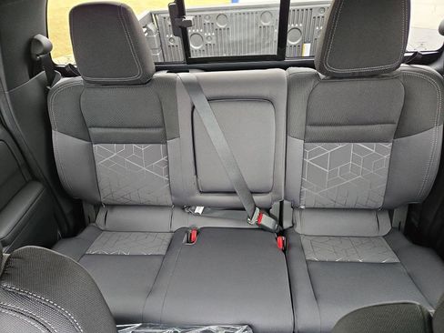 New 2026 Nissan Frontier SV w/ SV Convenience Package AWD/4WD image 36