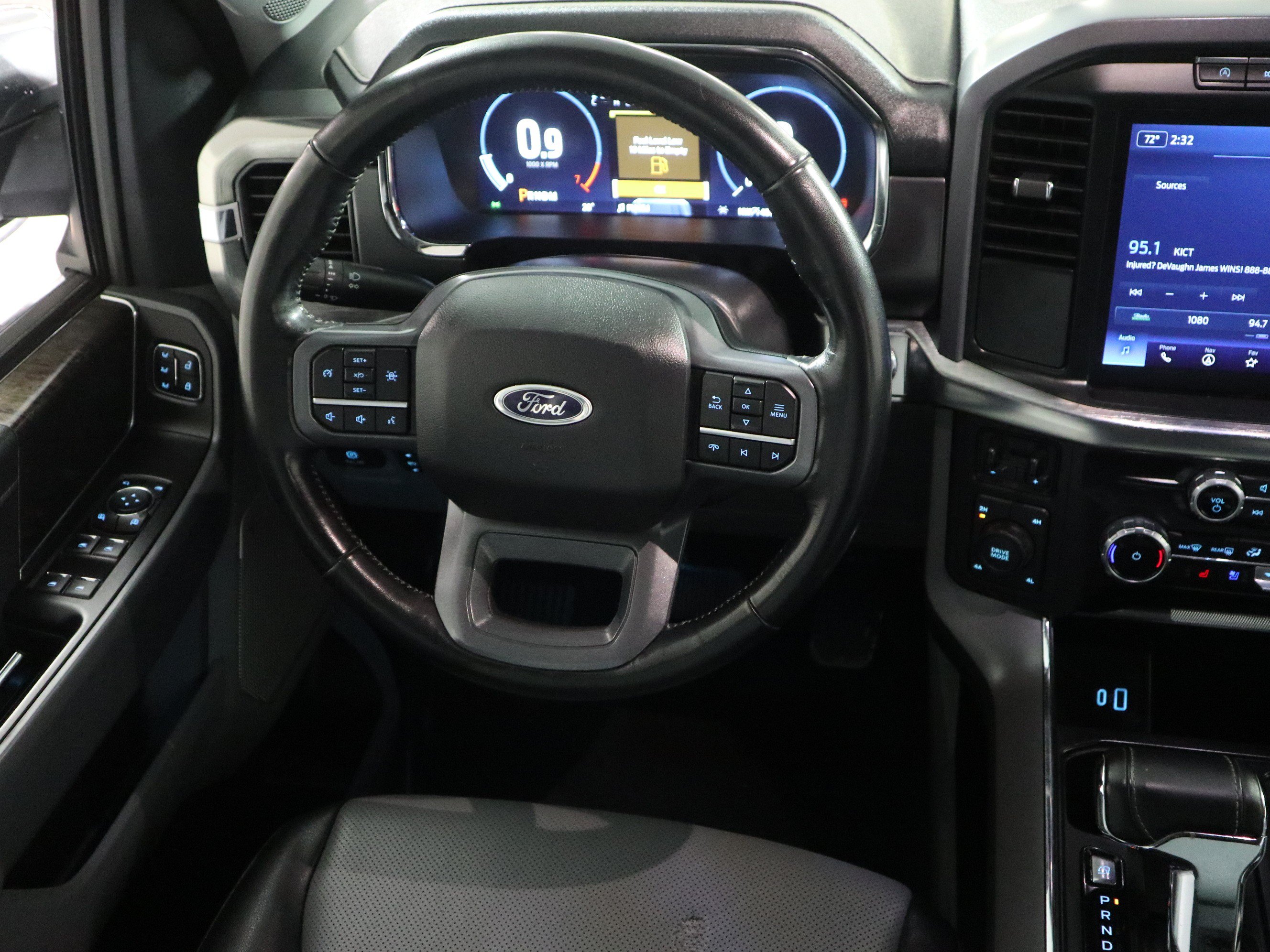 Used 2023 Ford F150 Lariat AWD/4WD image 15