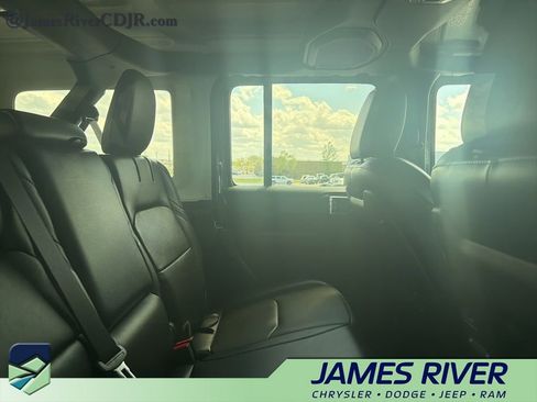 Used 2021 Jeep Wrangler Unlimited Rubicon 4xe w/ Steel Bumper Group image 9