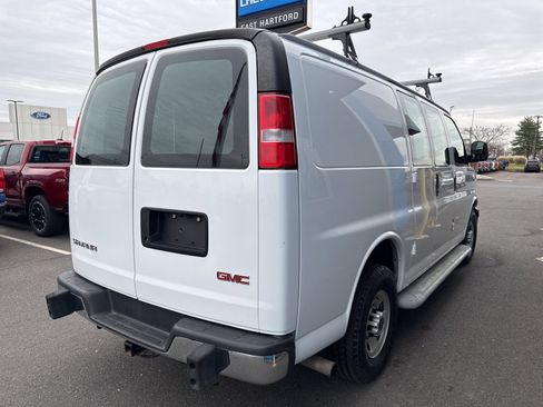 Used 2017 GMC Savana 2500 image 5