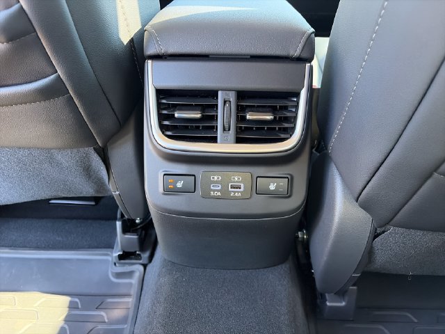 Used 2025 Subaru Outback Touring XT w/ Popular Package #2 AWD/4WD image 22