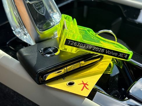 New 2026 Volvo XC40 B5 Plus w/ Protection Package Premier image 23