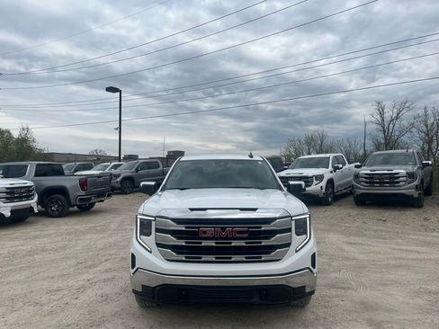 Used 2023 GMC Sierra 1500 SLE AWD/4WD image 3
