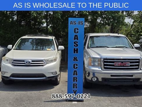 Used 2012 GMC Terrain SLE w/ Convenience Package FWD image 2