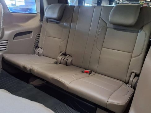 Used 2017 Chevrolet Tahoe LT w/ LT Signature Package AWD/4WD image 15