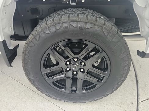 Certified 2025 Chevrolet Silverado 1500 LT Trail Boss w/ Convenience Package II image 28