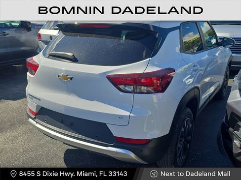 Used 2021 Chevrolet TrailBlazer LT w/ Convenience Package image 4