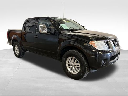 Used 2016 Nissan Frontier SV image 7