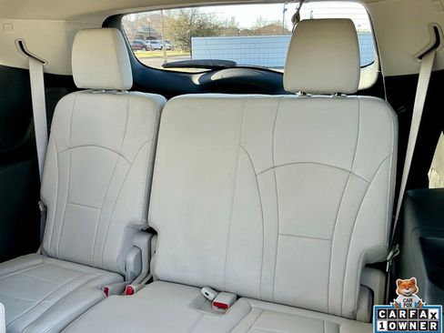 Used 2023 Buick Enclave Essence w/ Experience Buick Package image 27
