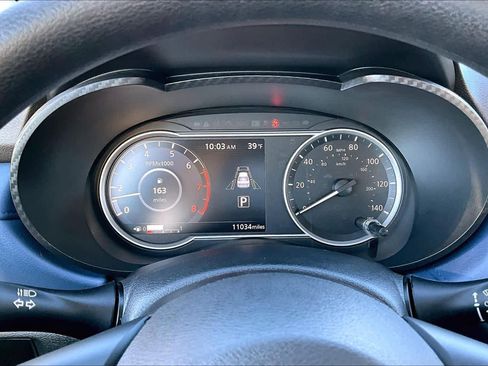 Used 2025 Nissan Versa SV image 26