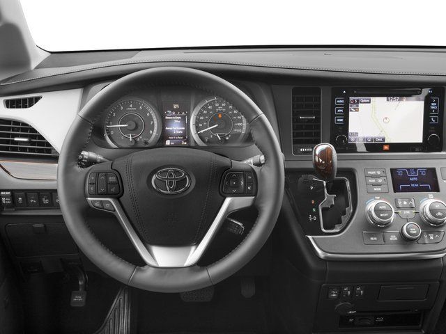 Used 2017 Toyota Sienna Limited AWD/4WD image 7
