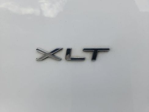 Used 2022 Ford Transit 350 XLT image 32