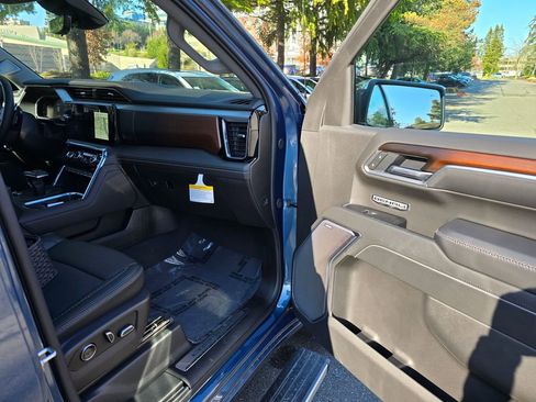 Used 2026 GMC Sierra 1500 Denali image 38