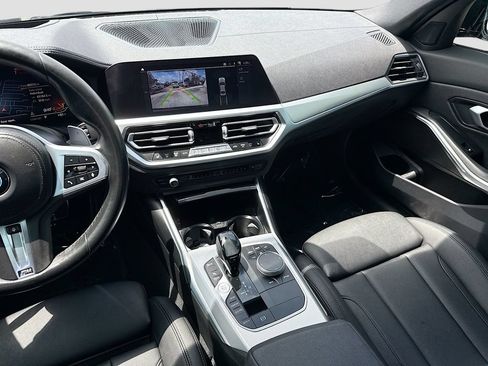 Used 2021 BMW 330i Sedan w/ M Sport Package RWD image 18