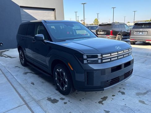 New 2026 Hyundai Santa Fe SE image 10