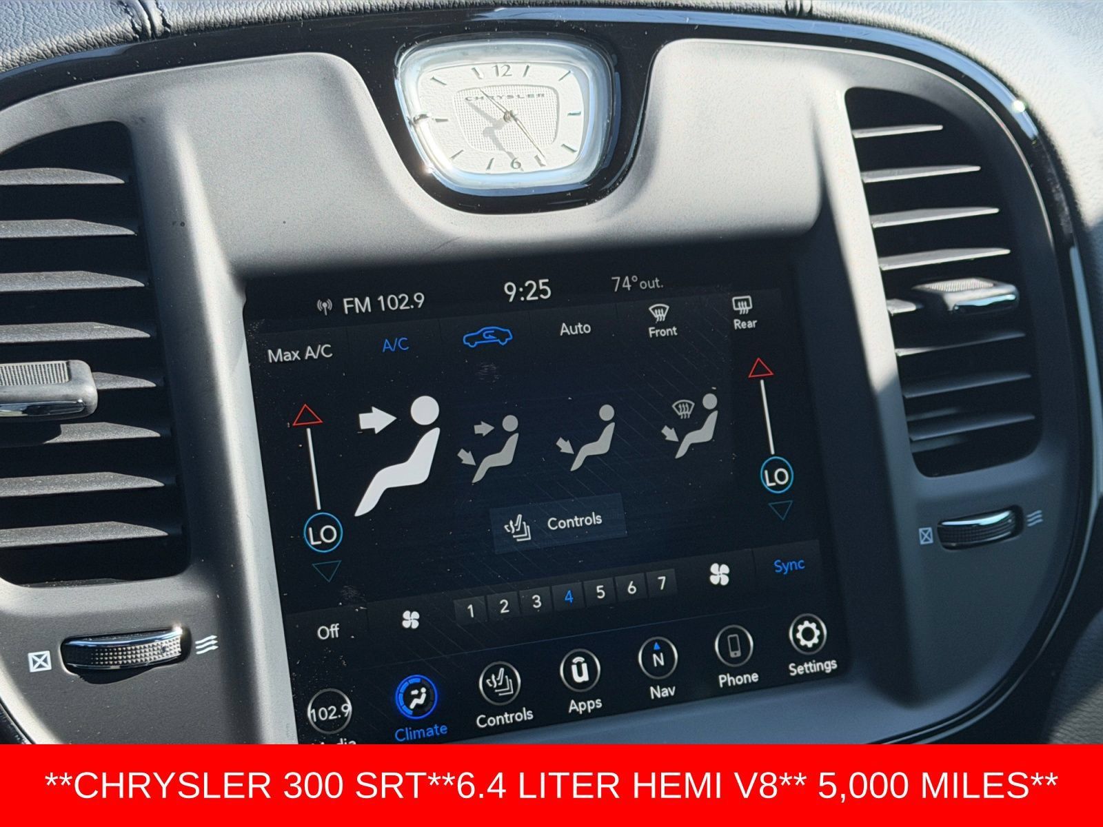 Used 2023 Chrysler 300 C RWD image 31