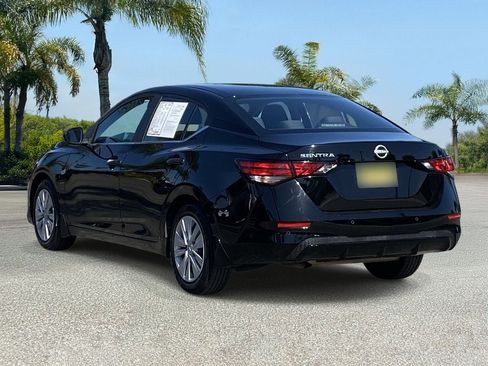 Certified 2024 Nissan Sentra S FWD image 3