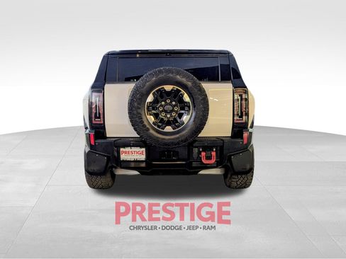 Used 2024 GMC Hummer EV 3X w/ Extreme Off-Road Package AWD/4WD image 11