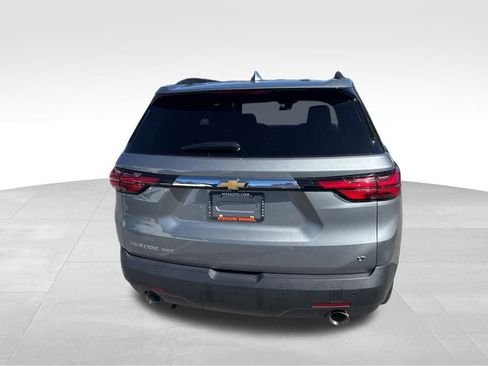Used 2023 Chevrolet Traverse LT image 4