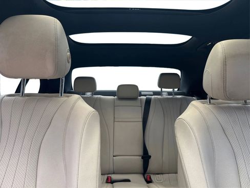 Used 2019 Mercedes-Benz E 300 w/ Premium 1 Package image 15