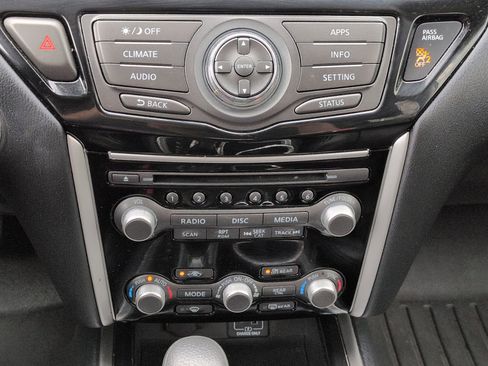 Certified 2019 Nissan Pathfinder S AWD/4WD image 23