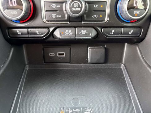 Used 2022 Chevrolet Tahoe RST image 22