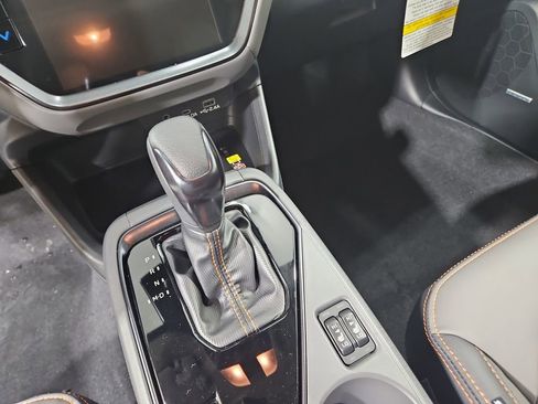 New 2026 Subaru Crosstrek 2.5i Limited w/ Crosstrek Mirror Package image 25
