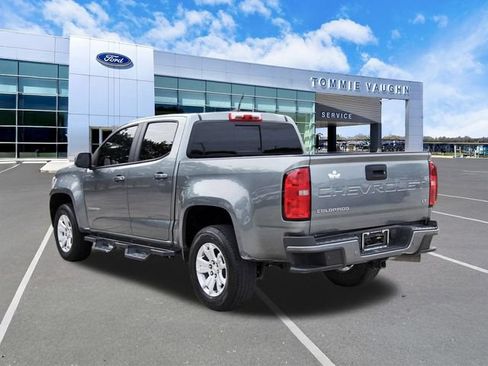 Used 2022 Chevrolet Colorado LT w/ Safety Package RWD image 2