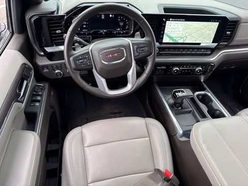 Used 2023 GMC Sierra 1500 SLT w/ SLT Premium Plus Package image 17