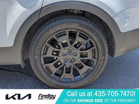 Used 2021 Kia Telluride EX w/ EX Premium Package AWD/4WD image 12