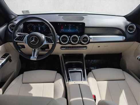 Certified 2025 Mercedes-Benz GLB 250 GLB 250 image 18