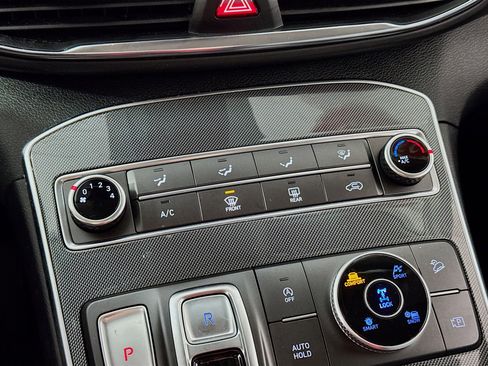 Used 2023 Hyundai Santa Fe SE image 17