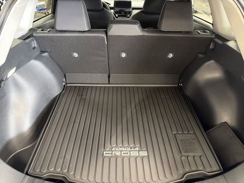 New 2026 Toyota Corolla Cross LE AWD/4WD image 30