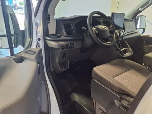 Used 2024 Ford Transit 350 XLT RWD image 6