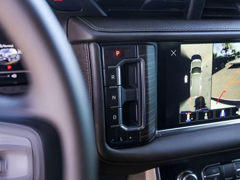 Used 2024 GMC Yukon XL Denali w/ Max Trailering Package AWD/4WD image 18