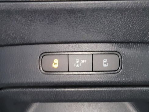 Used 2025 Volkswagen ID. Buzz Pro S image 20