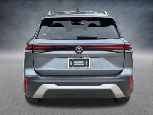 Certified 2026 Volkswagen Tiguan S w/ 18" Wheel Package FWD image 4