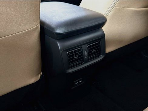Certified 2022 Toyota RAV4 XLE w/ Convenience Package FWD image 33
